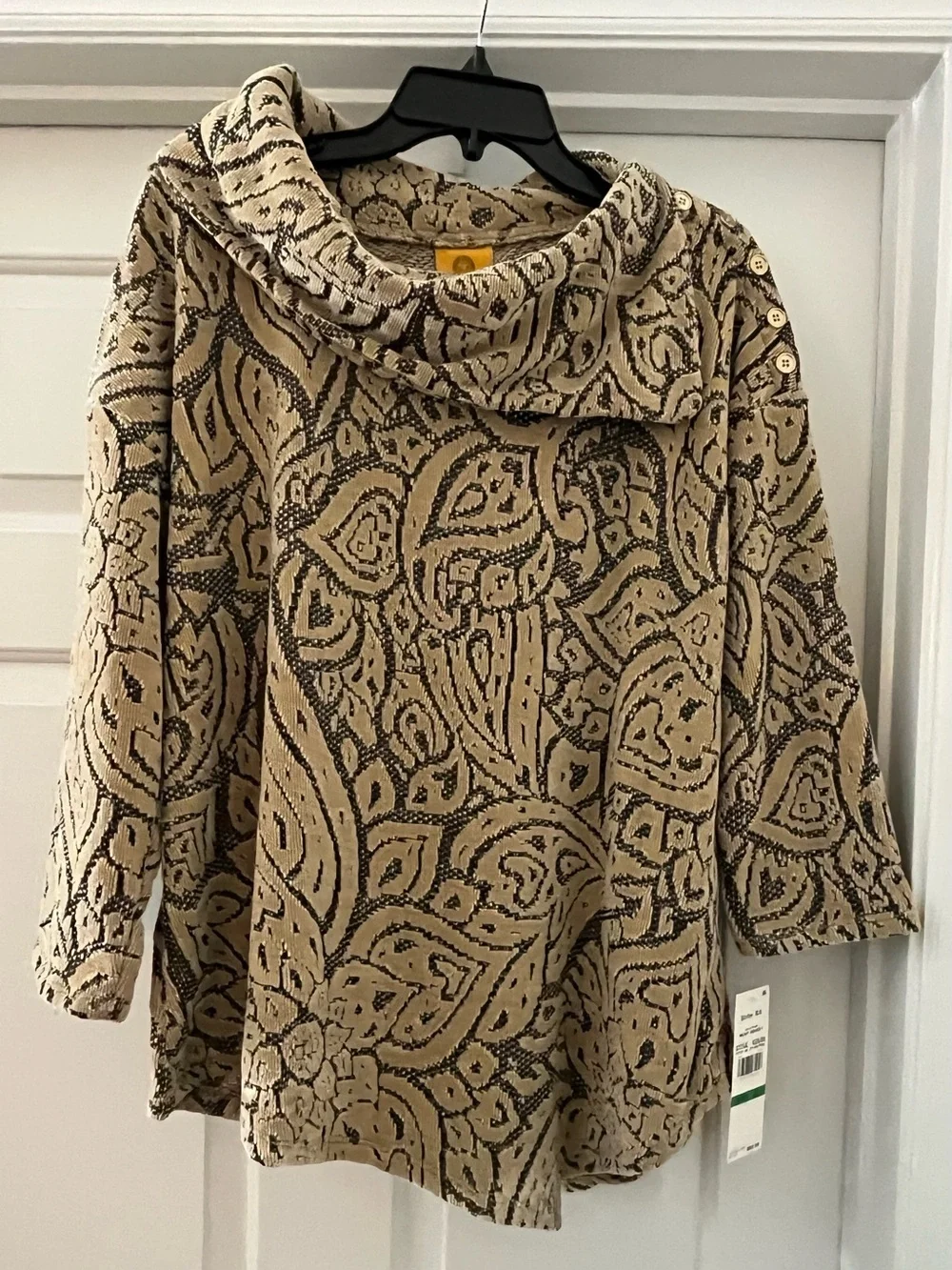 Ruby Rd. Beige and Black Textured Knit Top with Pattern - Picture 1 of 6